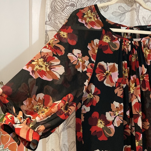 Madewell Tie-Back Bubble-Sleeve Top in French Rose. Size: Small - Picture 9 of 17